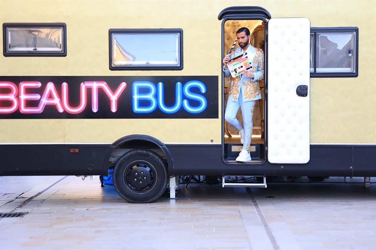 Federico Fashion Style is back with his Beauty Bus