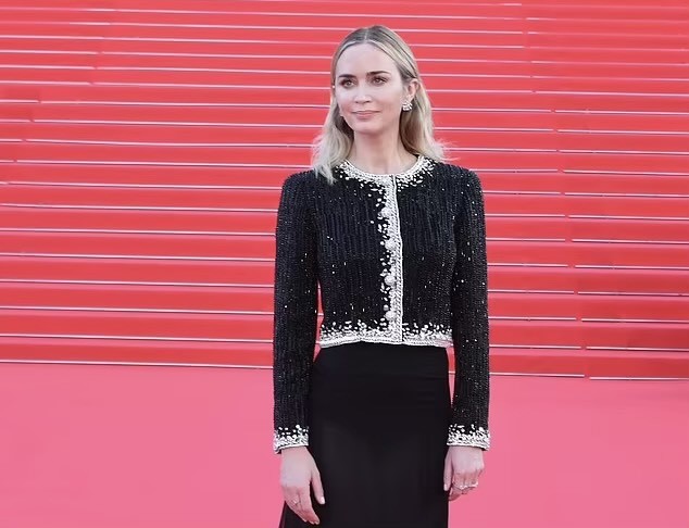 Emily Blunt at MIPCOM for series “The English”