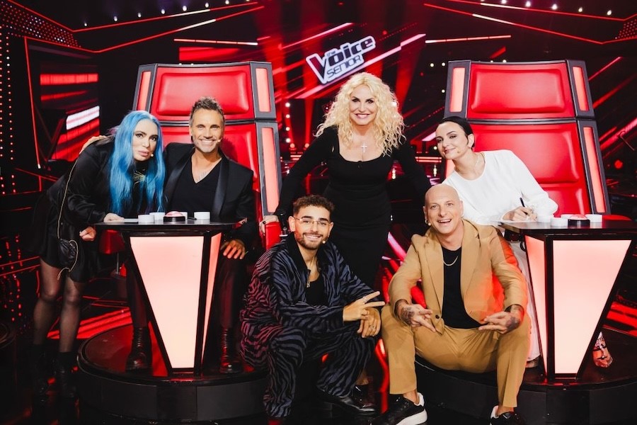 Fri, Dec 5, 2025: The Voice Senior won pt slot with 24.4%; Turkish drama Io Sono Farah is back with low results (11.2%); Bake Off Italia (3.8%)