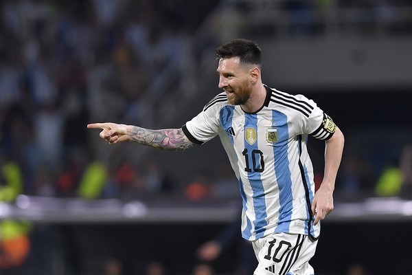Sony together with Leo Messi management to introduce new animated series Messi and the Giants at MIPCOM 