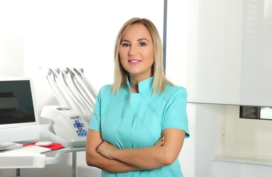 Real Time aired makeover factual Dottoressa Smile