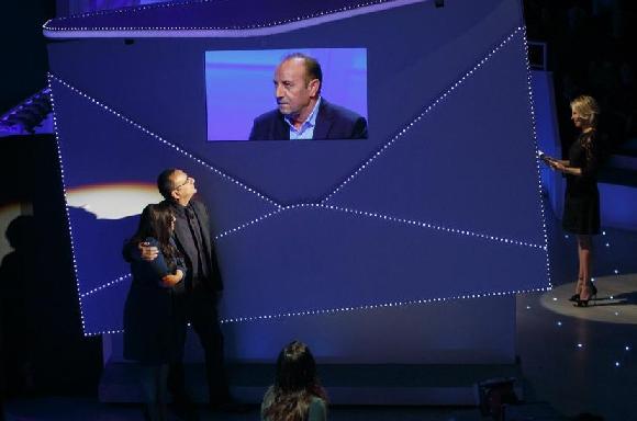 Canale5 still leader of pt slot with C'è Posta Per Te - 5.8m viewers