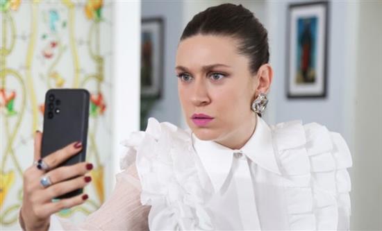 Tue, Nov 11, 2025: Canale 5's Turkish drama La Notte nel Cuore won pt slot (14.9%); tennis match on Rai 2 (9%); Rai 1's movie La Ragazza del Mare (12.3%)