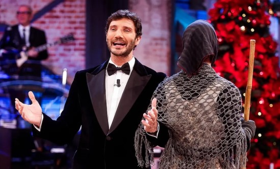 Tue, Jan 6, 2026: Big record for special episode of Affari Tuoi (27.6% + 35.9%) dedicated to Lotteria Italia; for Barbie movie only 9.1%