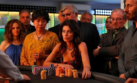 Tue, May 27, 2025: Canale 5's thriller Doppio Gioco debuted with 13.2%; Doc dropped down (11.6%); Belve performed very well (10.1%)