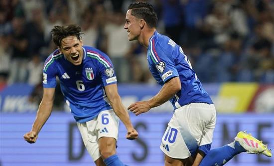 Mon, Jun 9, 2025: Rai 1's football match Italia VS Moldavia (38.4%); Rai 3's talk Lo Stato delle Cose (8.3%)