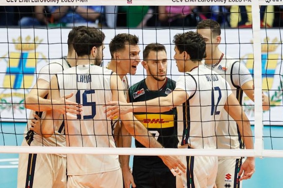 Tue, Sep 15, 2026: Men's European Volleyball Achieved a Good Record on Rai 2 (10.2%); Rerun Il Giovane Montalbano Won Pt slot (15.2%); Super Karaoke Drops Down (13.7%); X-Factor's Debut in free-to-air (4.6%)