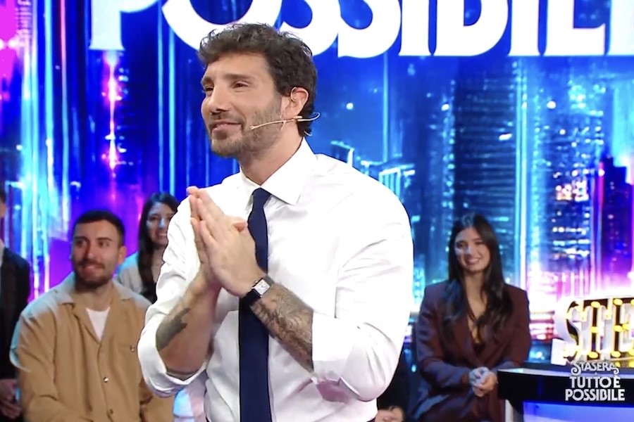 Wed, Mar 18, 2026: Stasera Tutto È Possibile (15.8%) won pt slot; detective drama Morgane (10.1%) and Vanina (13.8%)