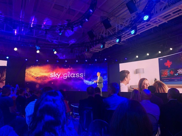SKY Presents the New TV SKY GLASS 