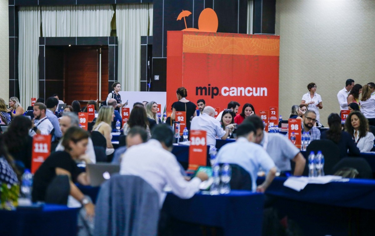 MIP Cancun kicked off with a crowded opening