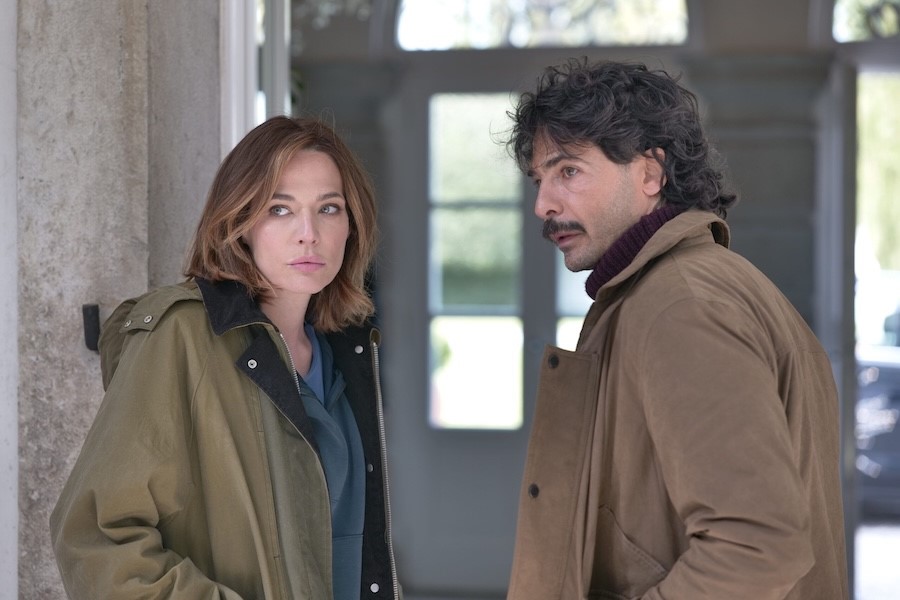 Sun, Dec 28, 2025: Iconic Quiz Show Chi Vuole Essere Milionario closed with 18.4%; Debut For Miniseries Se Fossi Te (18.9%)