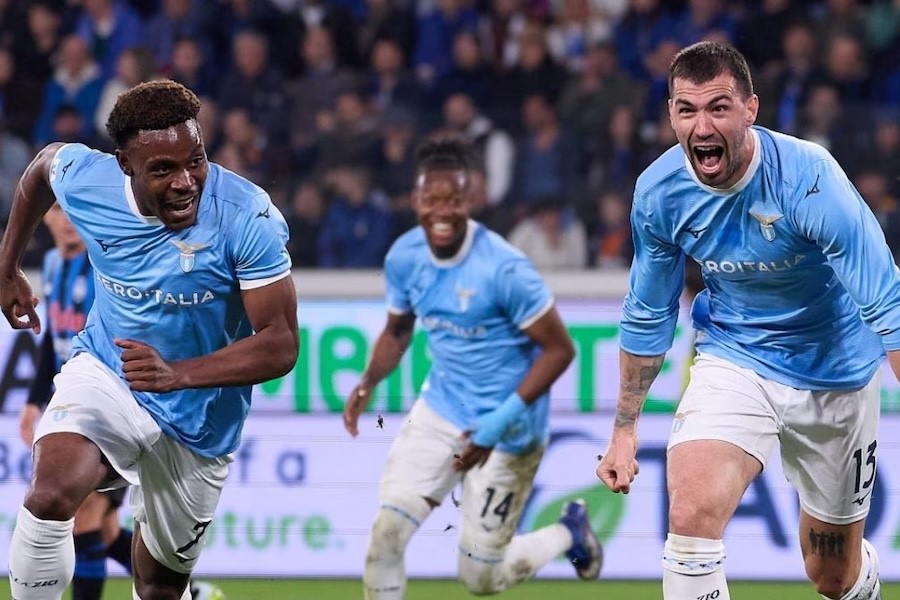 Wed, Apr 22, 2026: Italia 1 won pt slot with Coppa Italia's football match Atalanta VS Lazio (16.5%); cult movie Sister Act 2 (11%); GFVIP (15.7%)