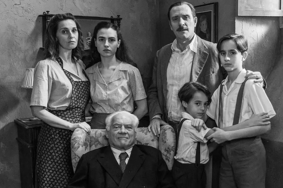 Tue, Sep 22, 2026: Paola Cortellesi's movie C'è ancora domani (14.8%) won pt slot; Super Karaoke closed (11.2%); Boss in Incognito's debut (5.7%); X-Factor in fta (4.7%); Primo Appuntamento (2.1%)