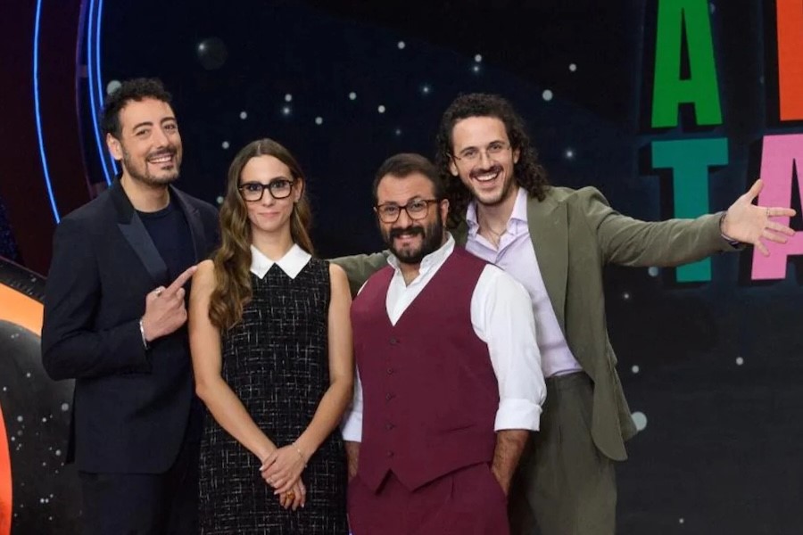 Tue, Mar 3, 2026: Canale 5's football match Como VS Inter won pt slot (19.2%); Rai 1's TV movie Gloria - The Return (16.9%); on Rai 2 debuted Stasera a Letto Tardi (5.5%)