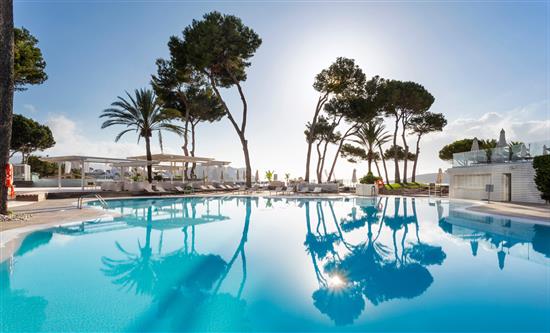 CONECTA Magaluf–Mallorca Unveils First Speakers and Introduces Curated 1-2-1 Meetings Model