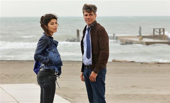 Tue, Jun 3, 2025: Head to head between medical drama Doc (11.6%) and thriller Doppio Gioco (12.6); Le Iene 11.7%