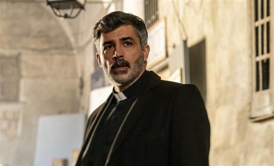 Thu, Oct 23, 2025: Rai 1's drama Noi del Rione Sanità debuted winning the prime time slot (19.1%); Io Canto Family S2 closed with 15.9%