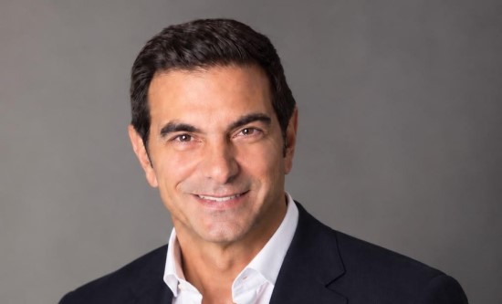 Thomas J. Ciampa Appointed CEO of Vision Distribution