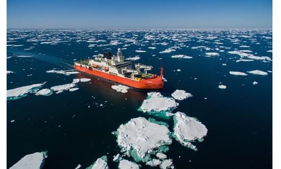 White Spark Pictures got the rights for the exclusive access of Ice-Breaker's documentary accross Antarctica