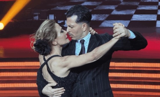 Sat, Dec 13, 2025: Ballando Con Le Stelle's Semi-Finale Leader of The Night (20.9% + 27.6%); Rerun Music Event With Il Volo (17.4%)