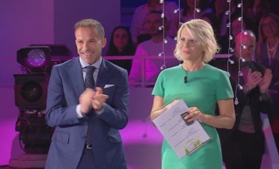 Sat, Jan 31, 2026: Canale 5's C'è Posta per Te (27.1%) VS Rai 1's The Voice Kids (22%)